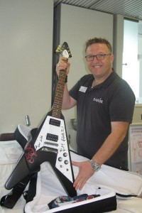 Рики Велш, гитара